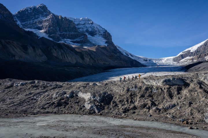 a snow covered mountain